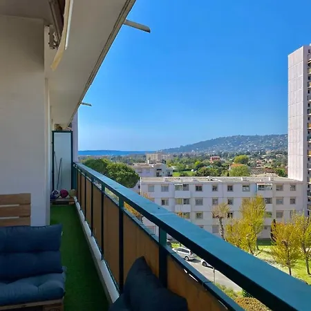 דירה Spacious 2 Bedroom Apartment In Antibes With A Parking