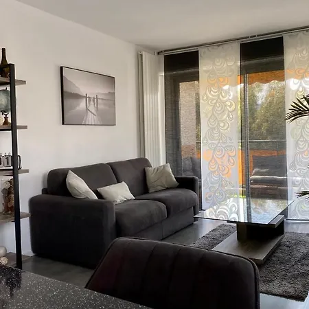דירה Spacious 2 Bedroom Apartment In Antibes With A Parking אנטיב